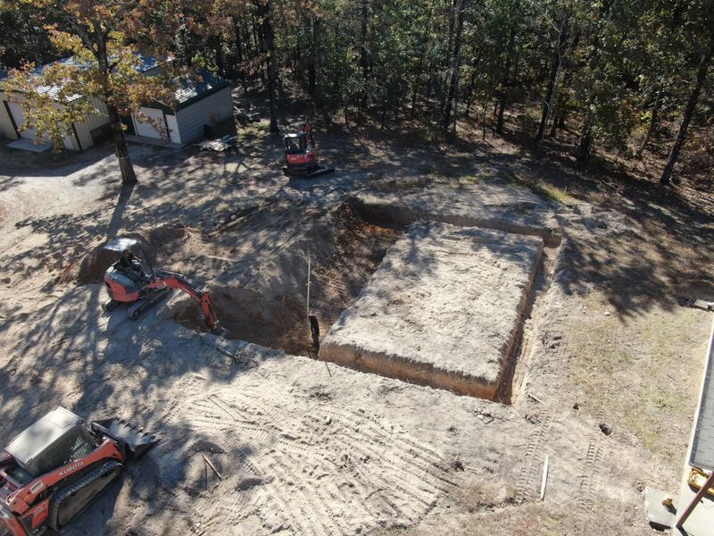 Foundation & concrete/hard surface