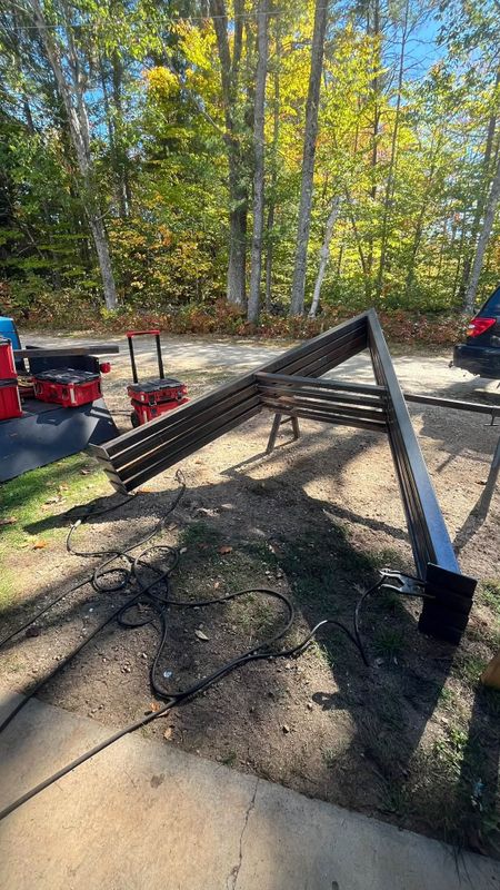 Swinging bench Raffle