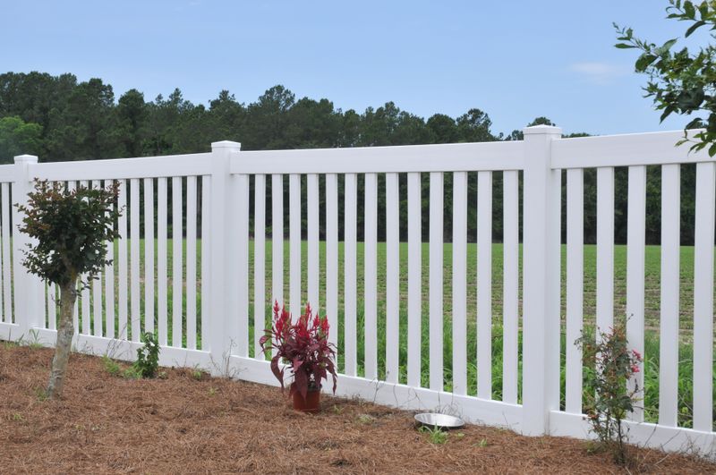 Vinyl Fence gallery