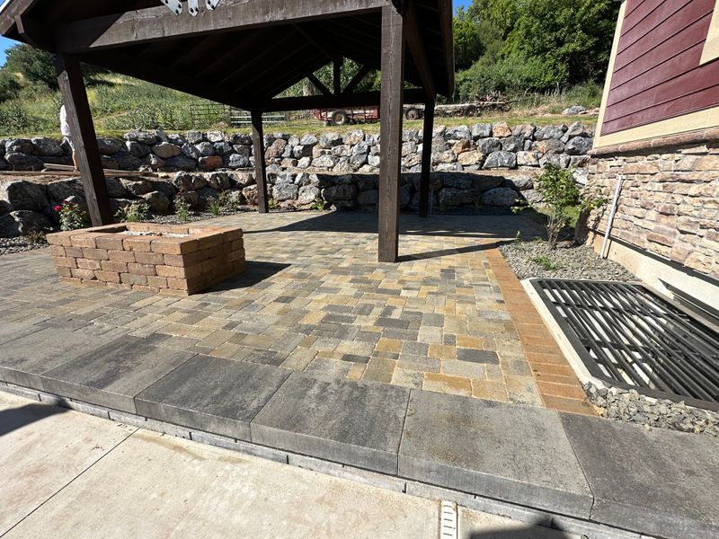 Verti-Block Retaining Walls Services