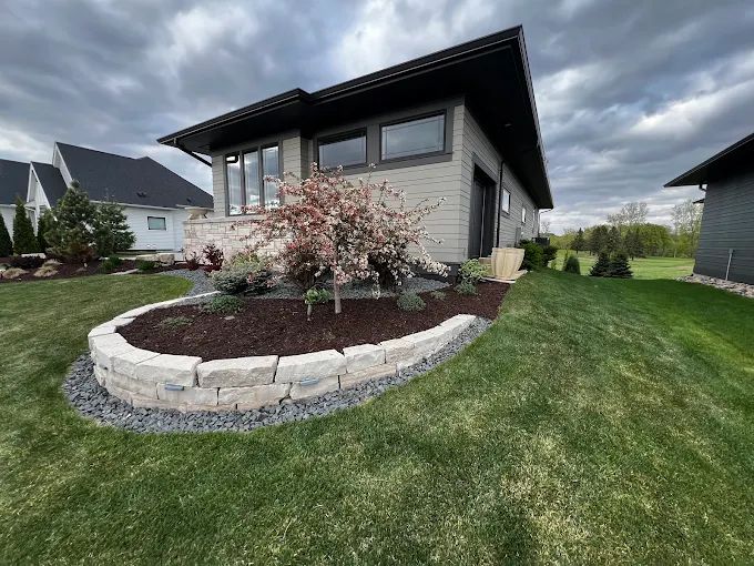 Hardscapes & Outdoor Living