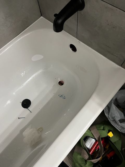 Revitalized Comfort: Tub and Shower Restoration Showcase at Greenwood Residence