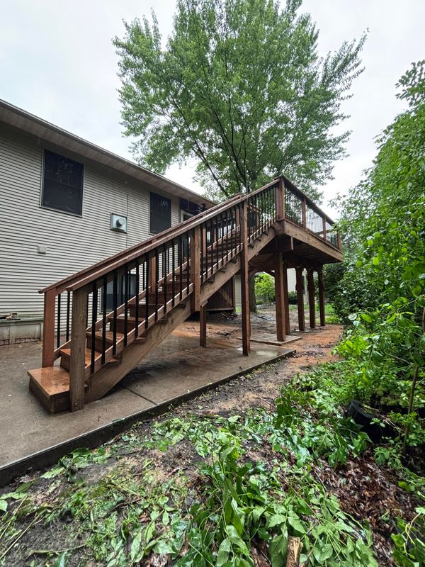Custom Deck Construction