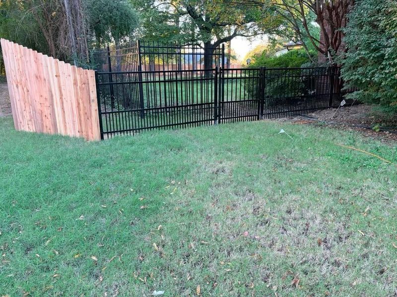 Ornamental Aluminum/Steel Fence