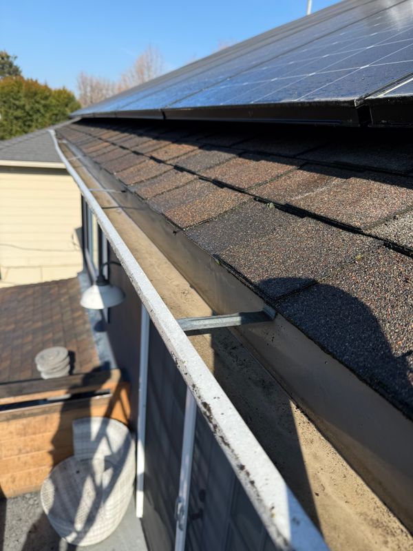 Gutter cleaning 