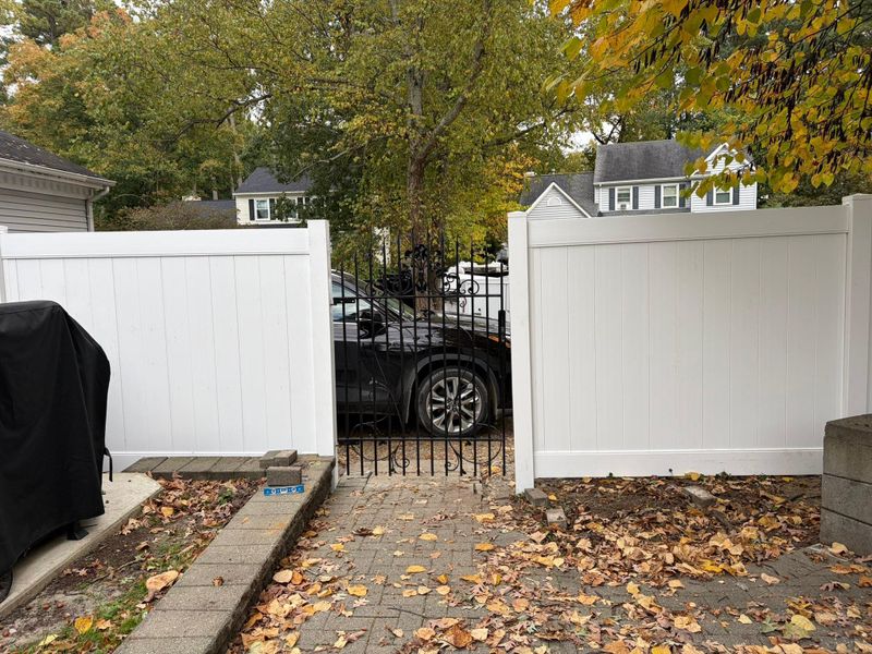 Gate Installation and Repair