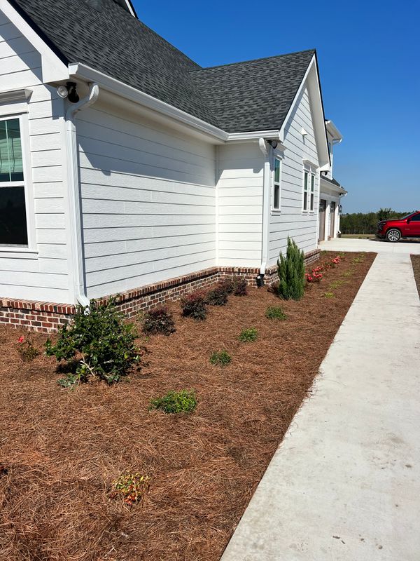 Pine Straw/Bark, Mulch, and Rock installation