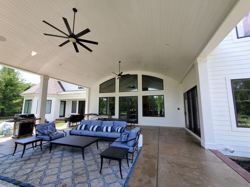Deck Staining & Repair