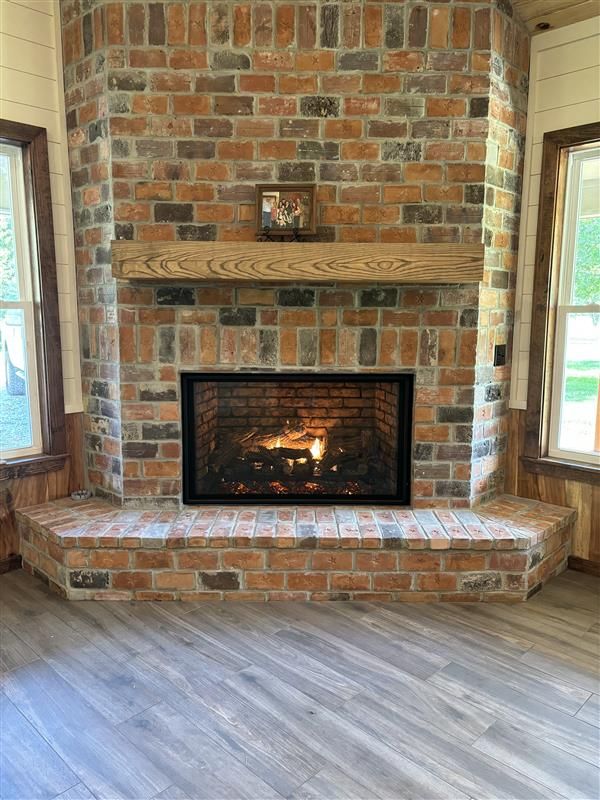 Gas logs