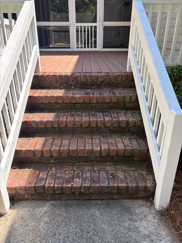 Hardscape Cleaning
