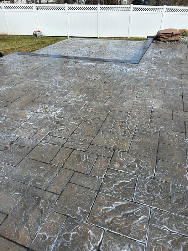 Hardscape Maintenance 