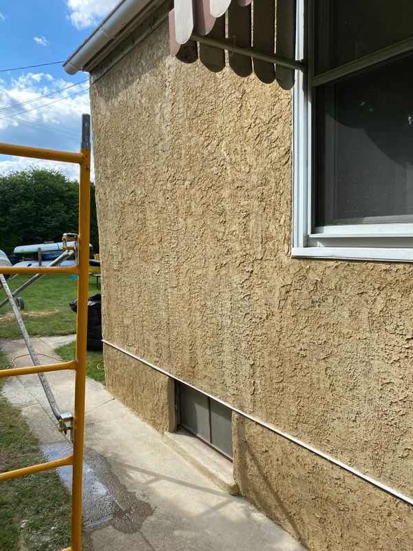 Stucco/Dryvit