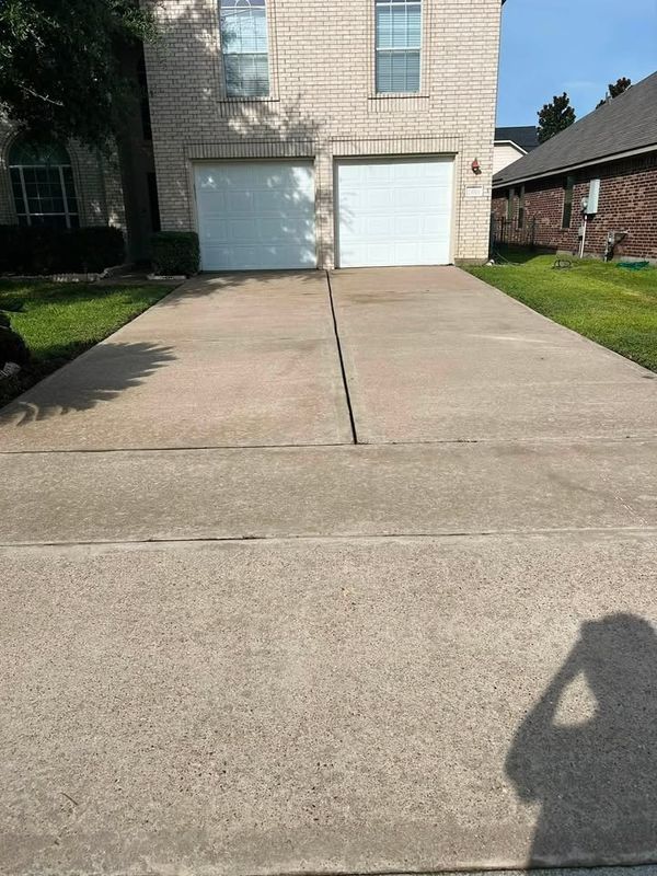 Residential Pressure Washing