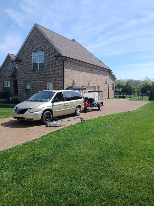 DRIVEWAY SEALING gallery