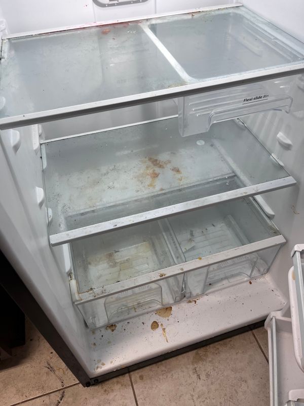 Kitchen Cleaning