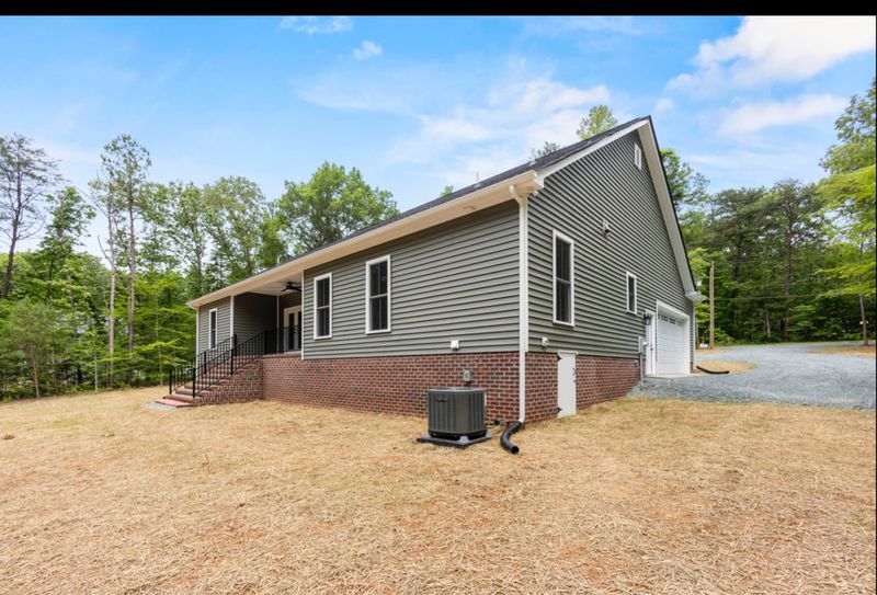 Row House (1530 Sq Ft)