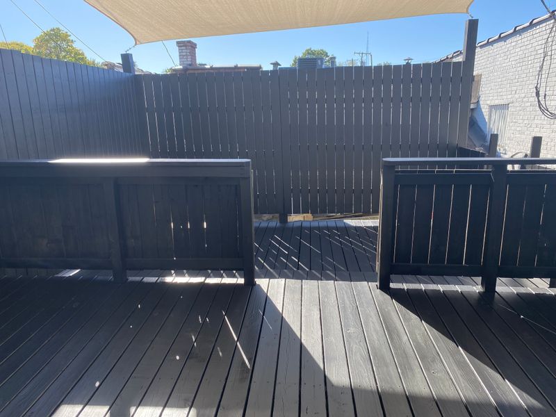 Deck and Fence Staining gallery