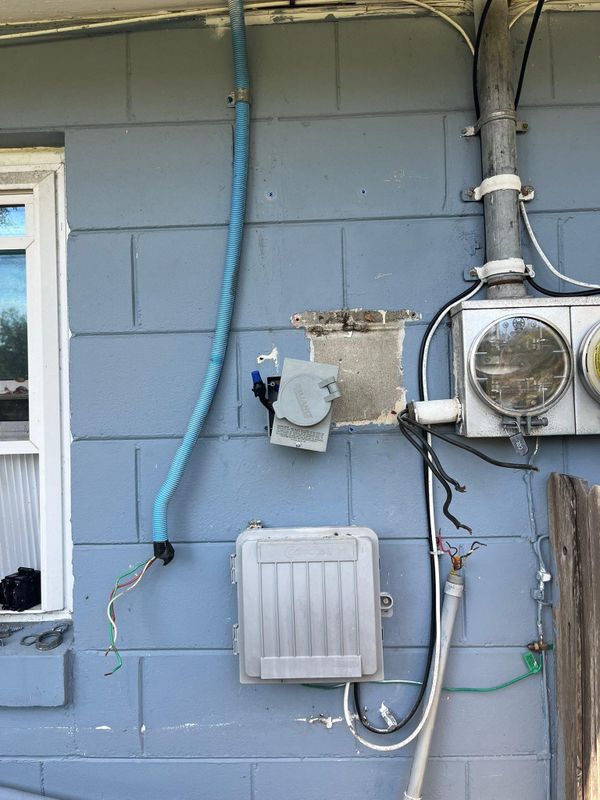Circuit Breaker Installation and Repair