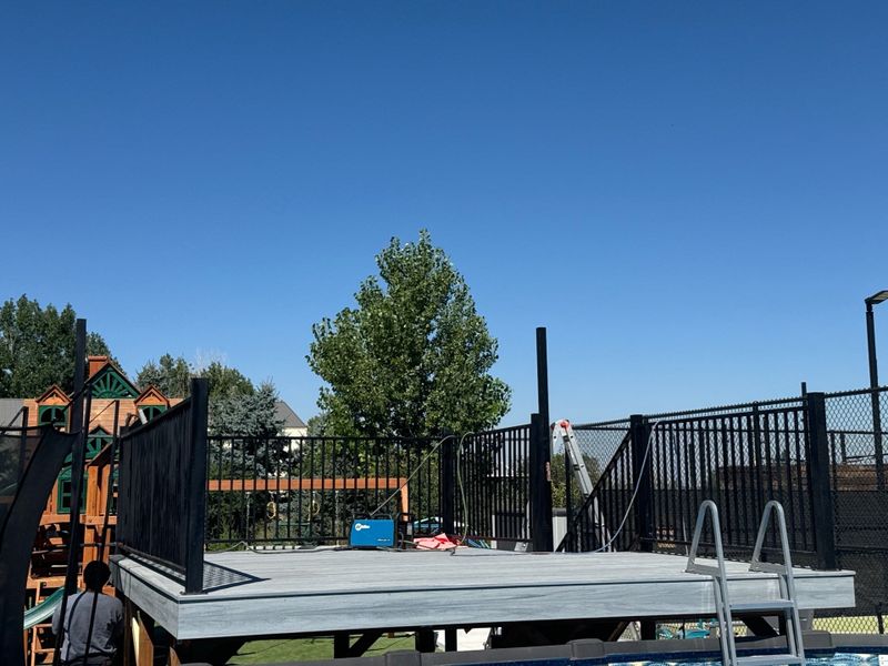 Custom decks & handrails