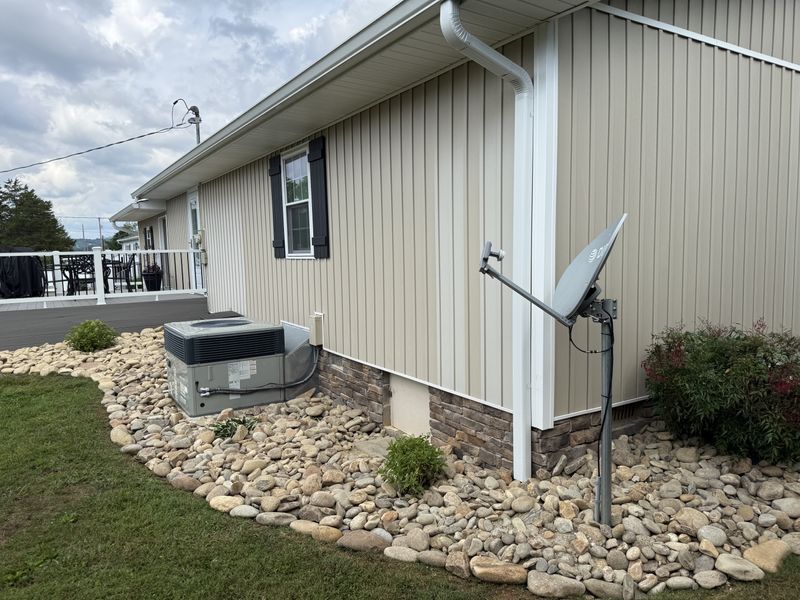 Natural Stone Hardscape