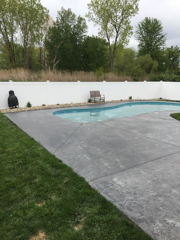 pool concrete installation