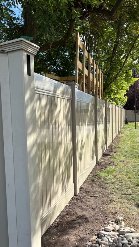 Vinyl Fencing