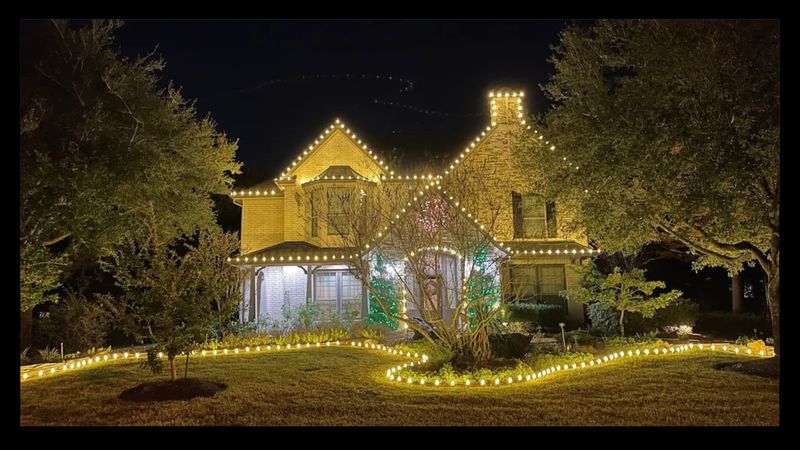  Christmas Lights Maintenance