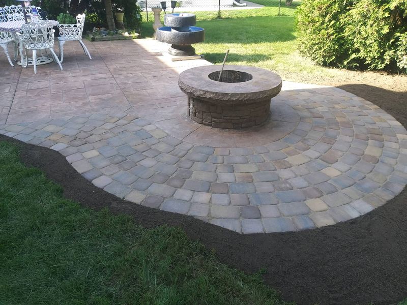 Firepit Patio Design & Construction