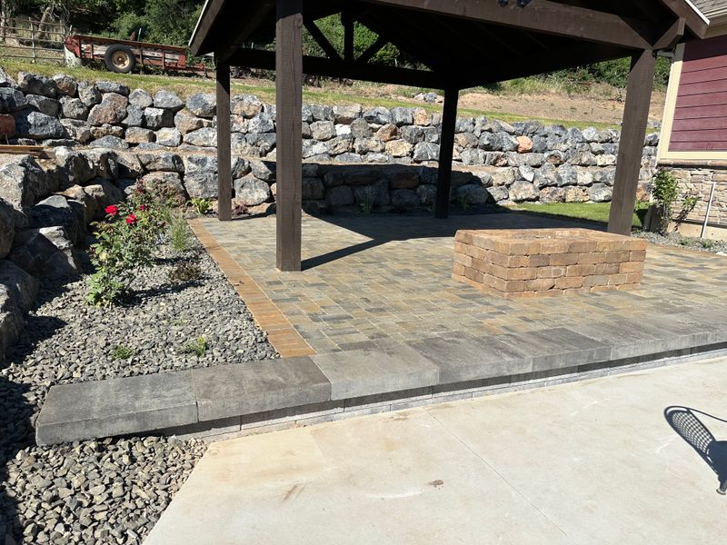Verti-Block Retaining Walls Services