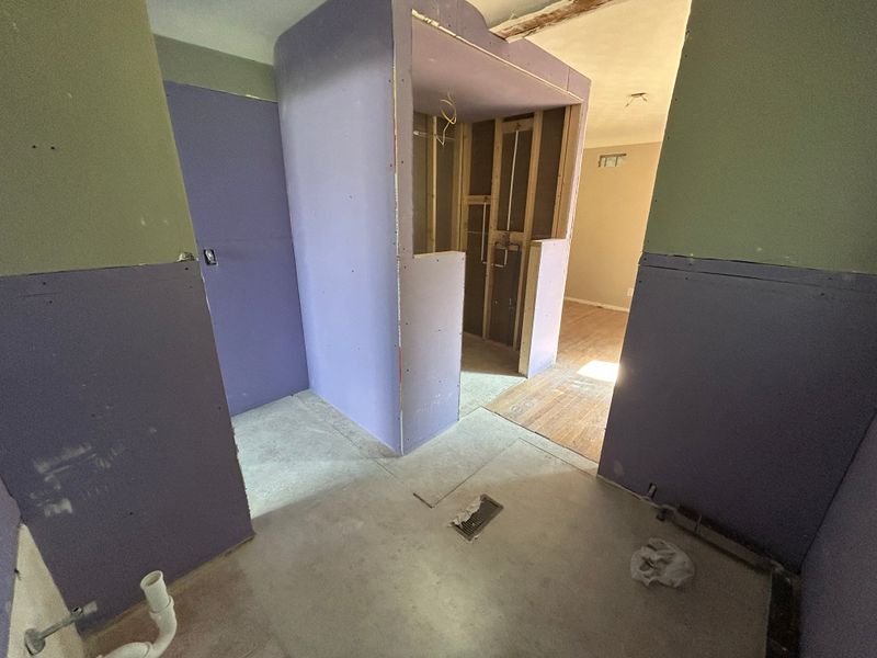 Drywall Installation & Drywall Repair