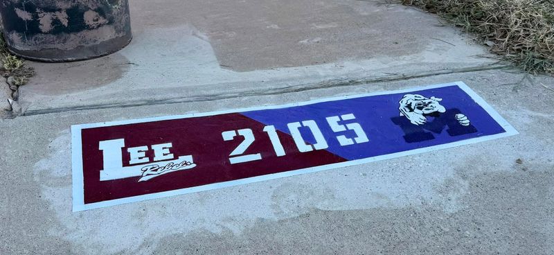 Curb Number Repainting