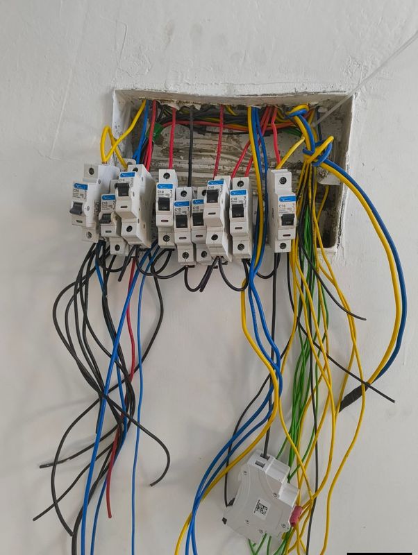 Circuit Breaker Installation and Repair