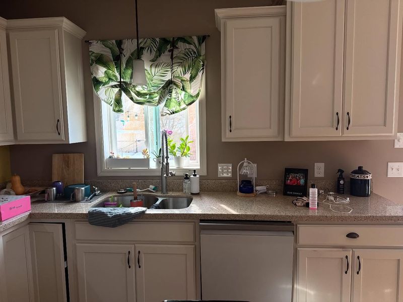 Kitchen Backsplash Installation