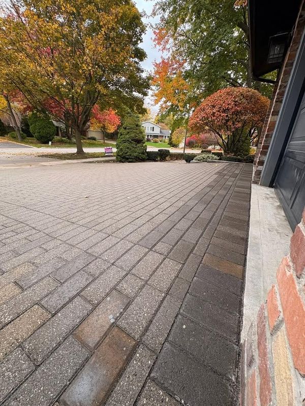 Interlock Pressure Washing & Re-Sanding