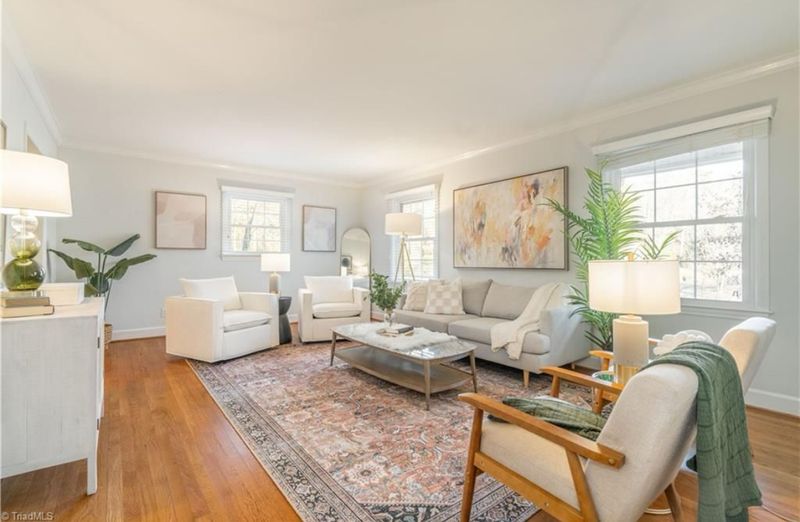 Luxury Real Estate Staging 