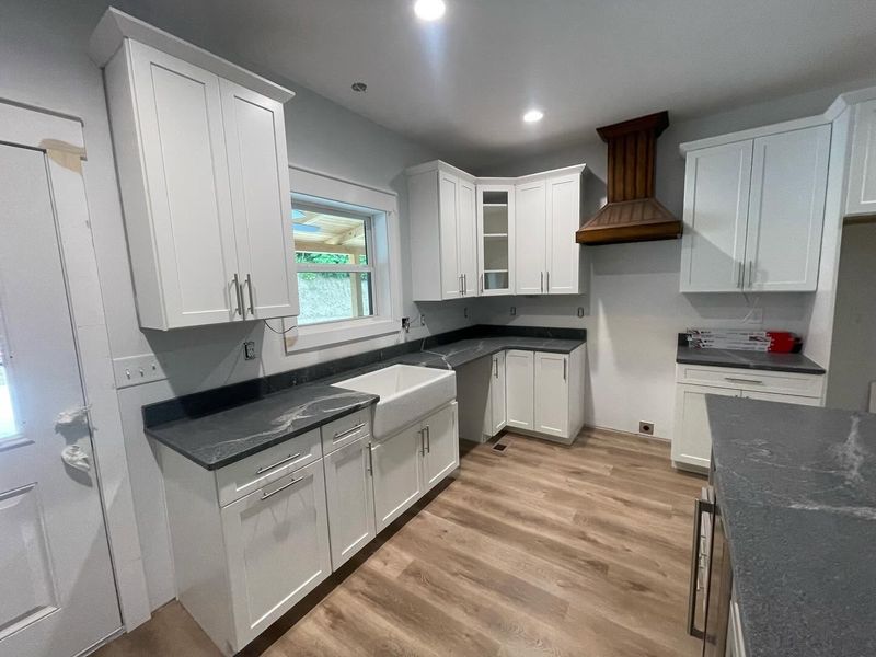 Kitchen and Cabinet Refinishing