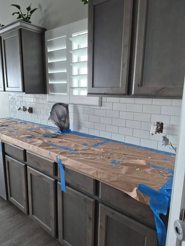 Kitchen Backsplash Installation