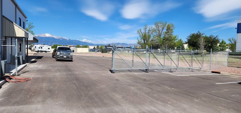 Commercial Fencing