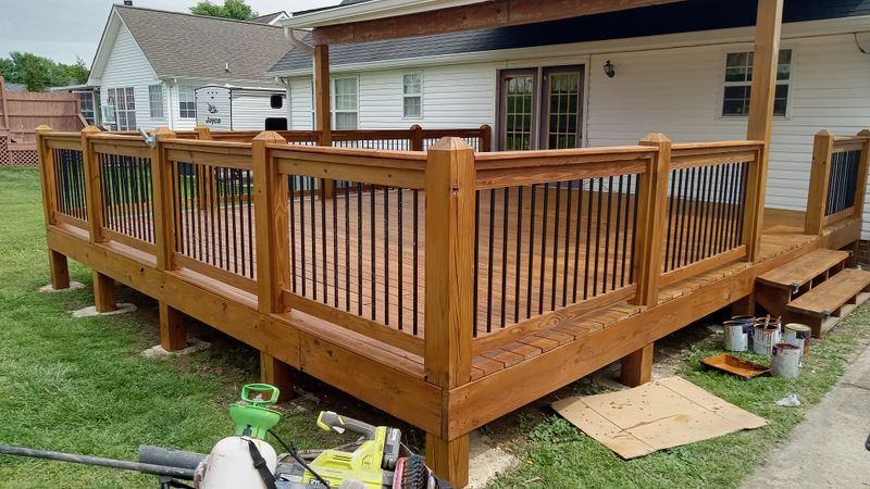 DECKS
