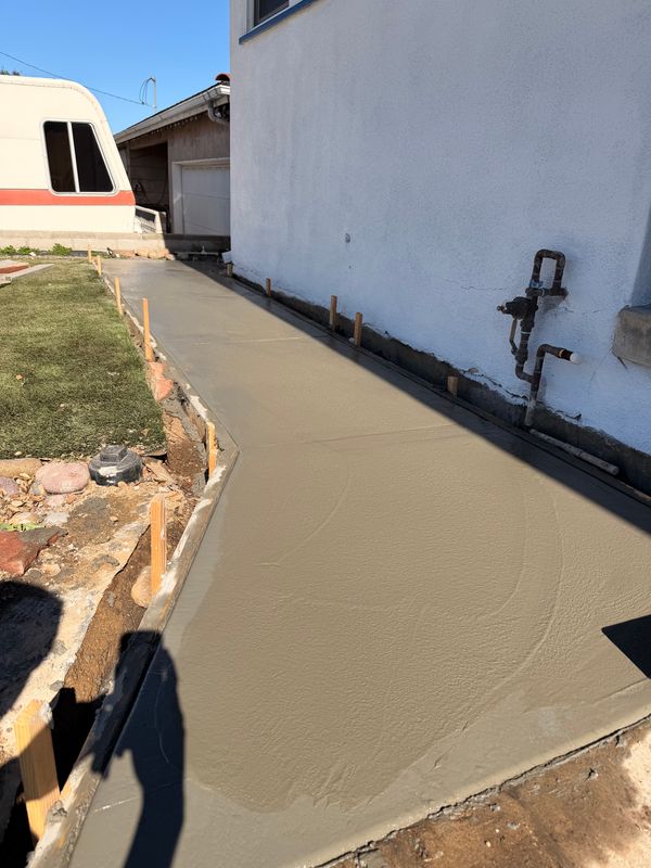 Concrete Sidewalks, Slabs & Foundations