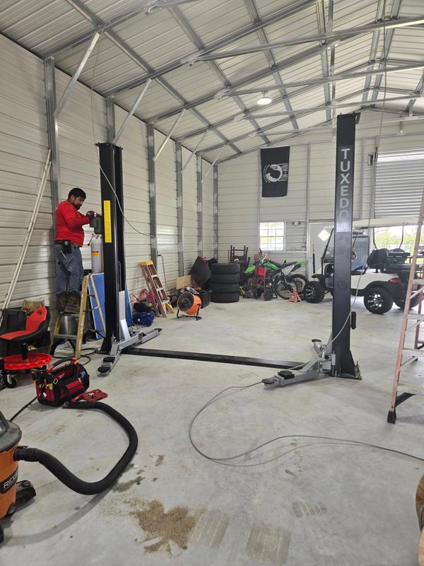 Buying and Selling Car Lifts
