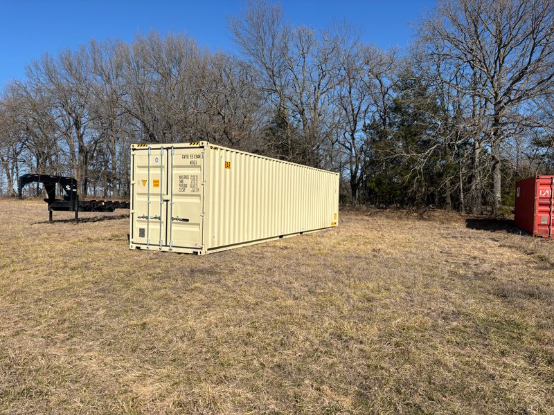 40 Foot Containers