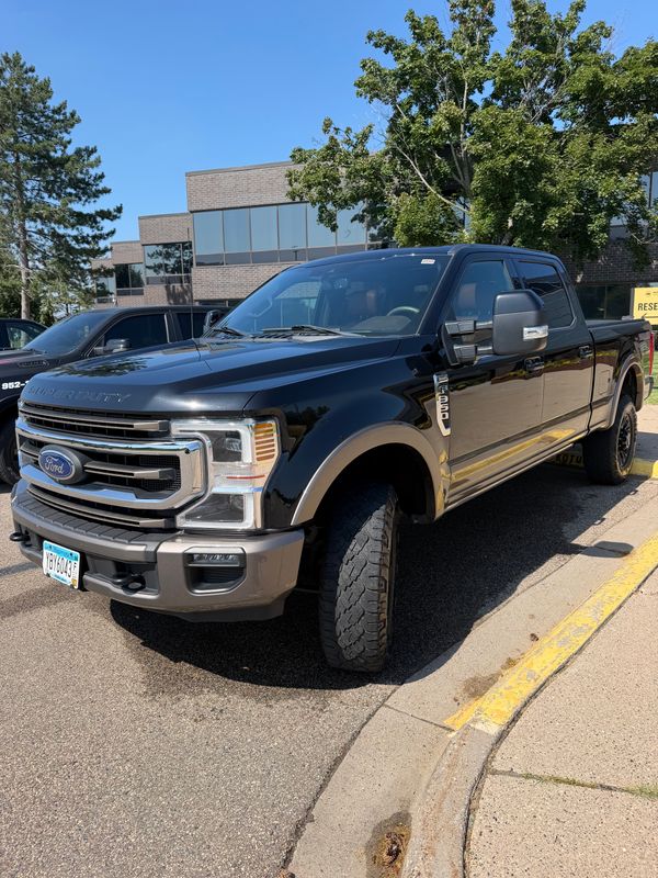 Unleashing Shine: Full Detail on the F-350 King Ranch