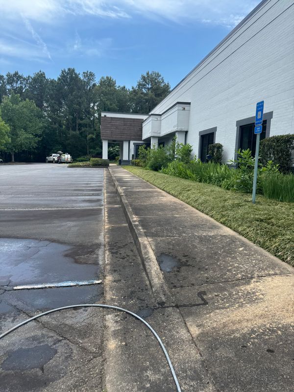 COMMERCIAL CLEANING