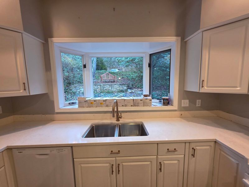 Kitchen and Cabinet Refinishing