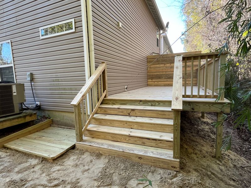 Deck & Patio