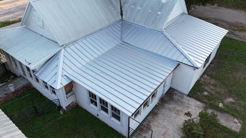 Metal roofs 