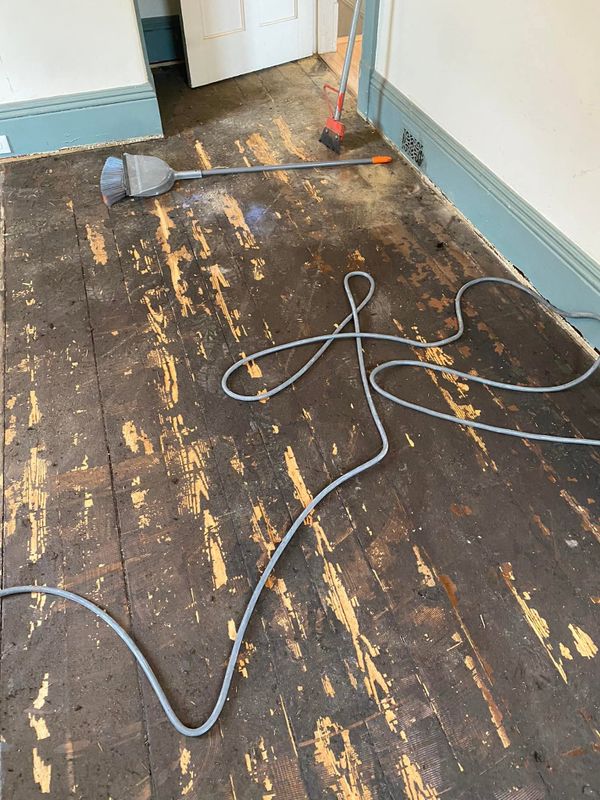 Hardwood Refinishing
