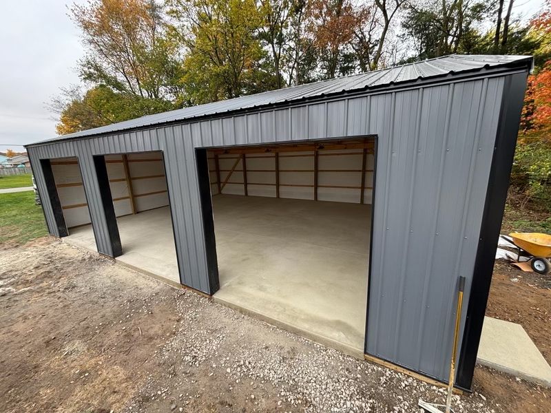 Pole Barns / Concrete Foundations