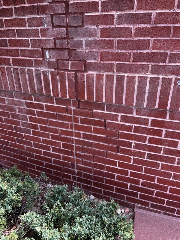 Tuckpointing & Mortar Repair